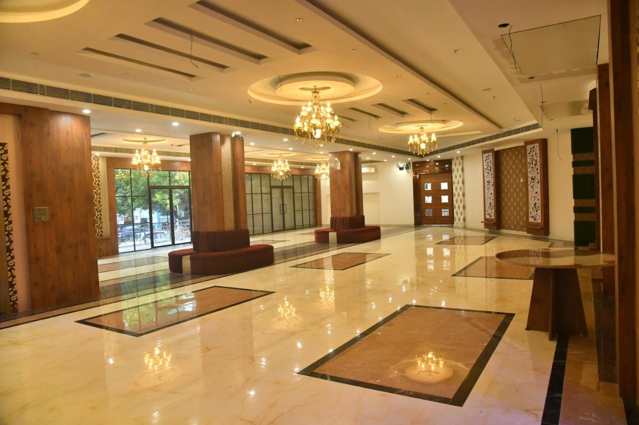 City Square เดฟการ์ ภายนอก รูปภาพ